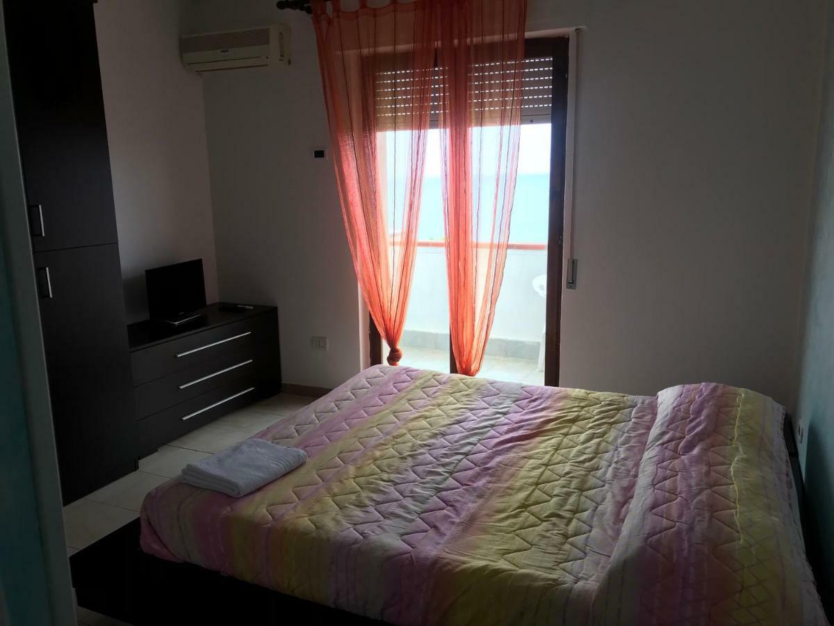 Cicasub Hotel Crotone Buitenkant foto